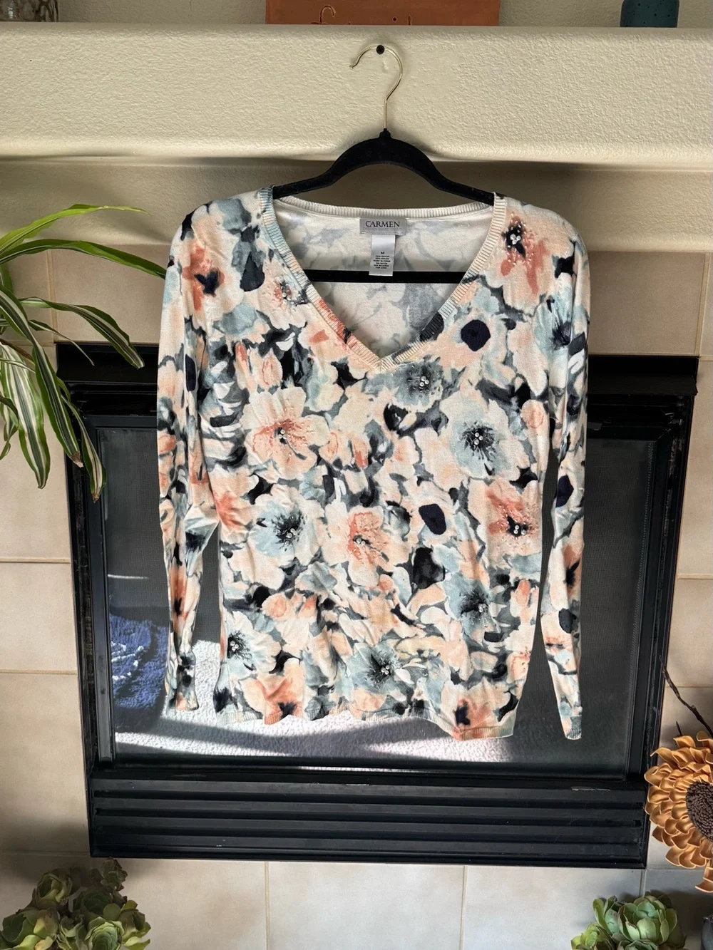 Carmen Marc Valvo Floral V-Neck Sweater in Blush, Navy & Cream
